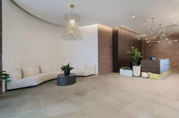 Toronto E08, ON M1M 1N1,2799 Kingston RD #305