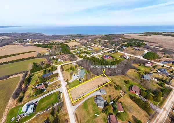 109 Holmes Hill DR, Meaford, ON N4L 1W6