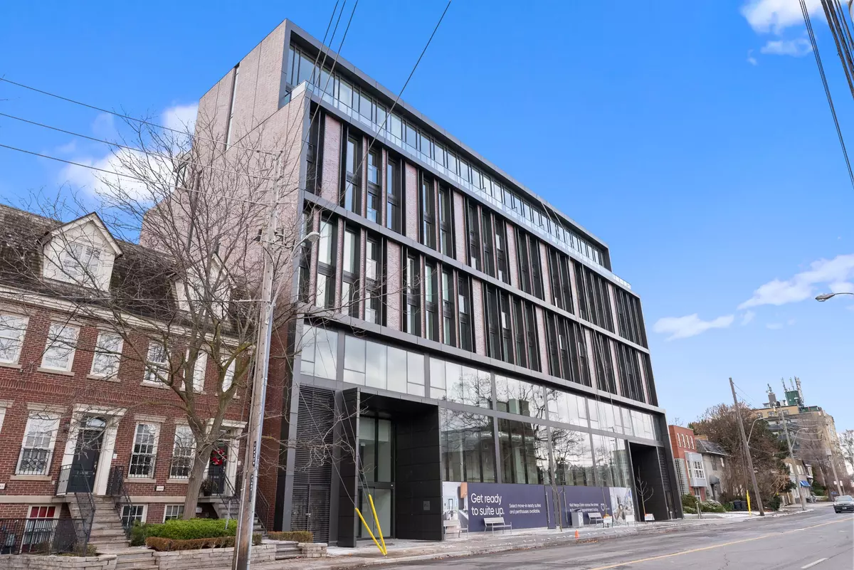 Toronto C10, ON M4G 3A7,1414 Bayview AVE #208