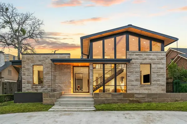 4326 Avondale Avenue,  Dallas,  TX 75219