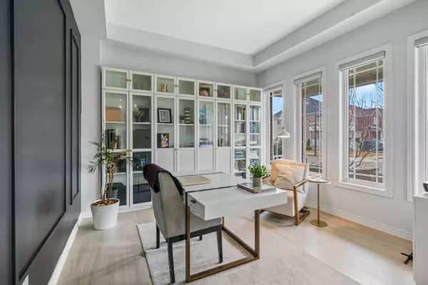 New Tecumseth, ON L0G 1W0,79 Turner DR E