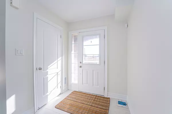 Brampton, ON L6Y 6C5,433 Rivermont RD