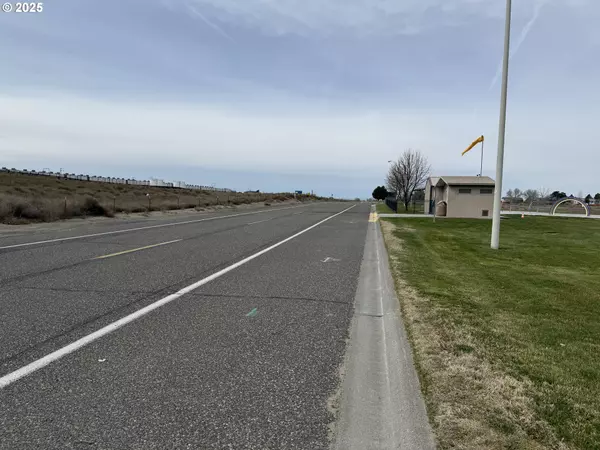 Boardman, OR 97818,NE FRONT (Tax Lot 300) ST