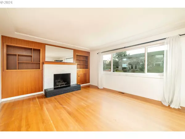 Portland, OR 97217,7634 N PENINSULAR AVE