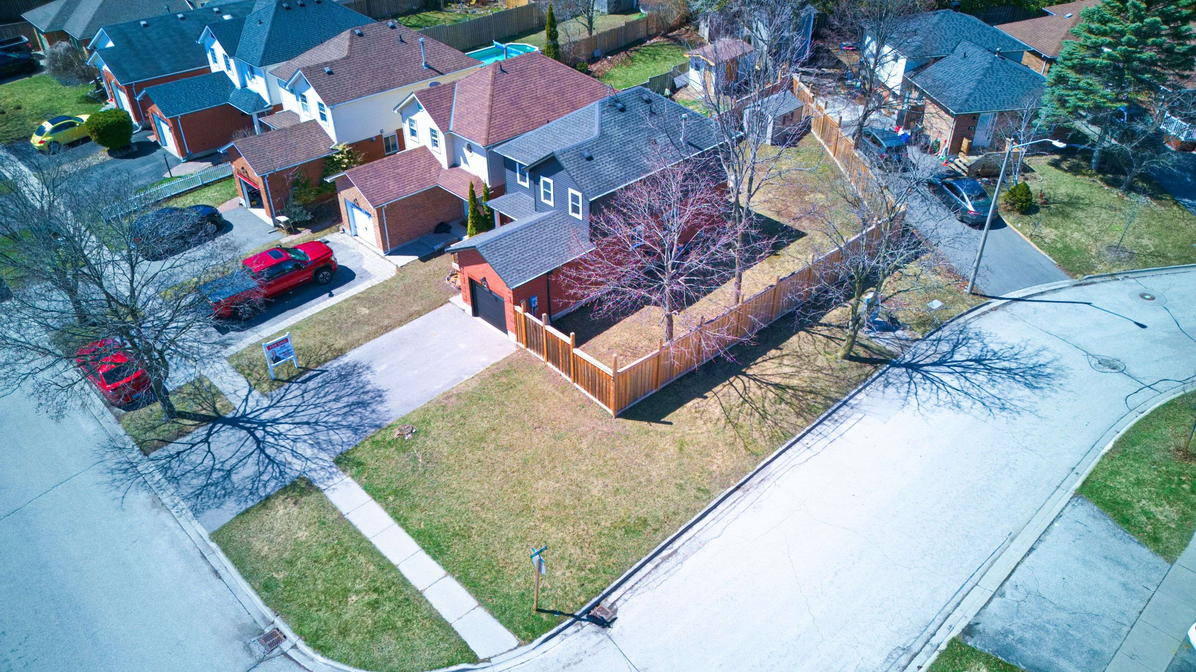 Clarington, ON L1C 4A4,12 Prout DR