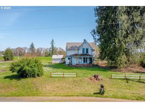 10572 SARATOGA DR NE, Salem, OR 97305