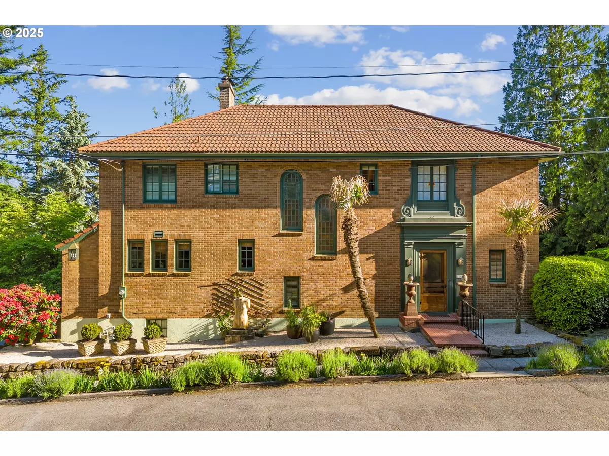 Portland, OR 97239,2844 SW HILLSBORO ST