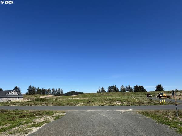 Hobie RD #Lot #43, Warrenton, OR 97146
