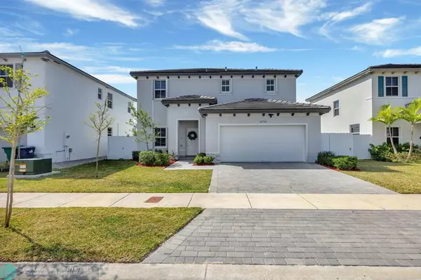 12738 SW 212th St, Miami, FL 33177