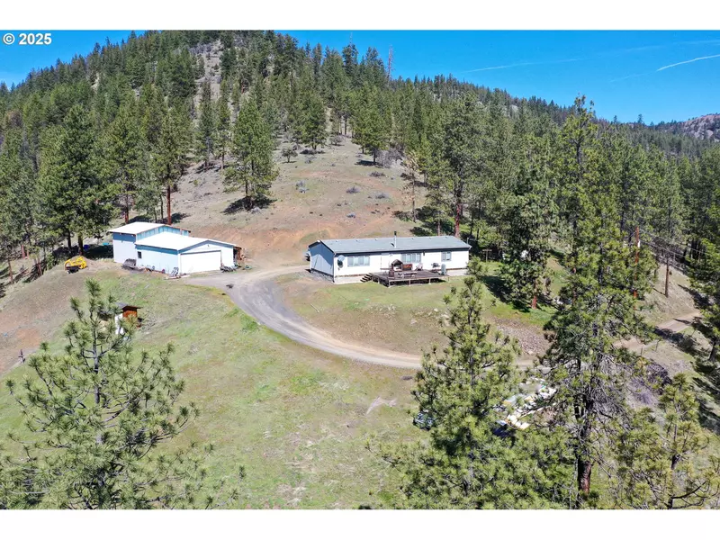 10151 NE MILL CREEK RD, Prineville, OR 97754