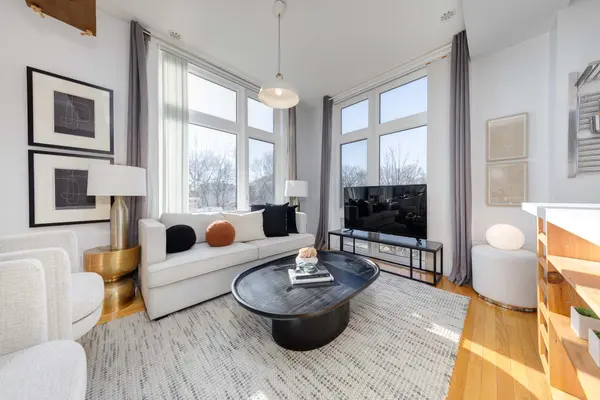 Toronto C07, ON M2M 0B5,23 Eldora AVE #71