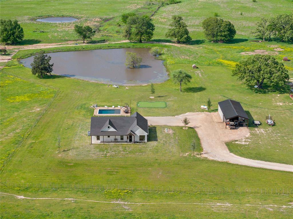 Paris, TX 75462,633 County Road 44550