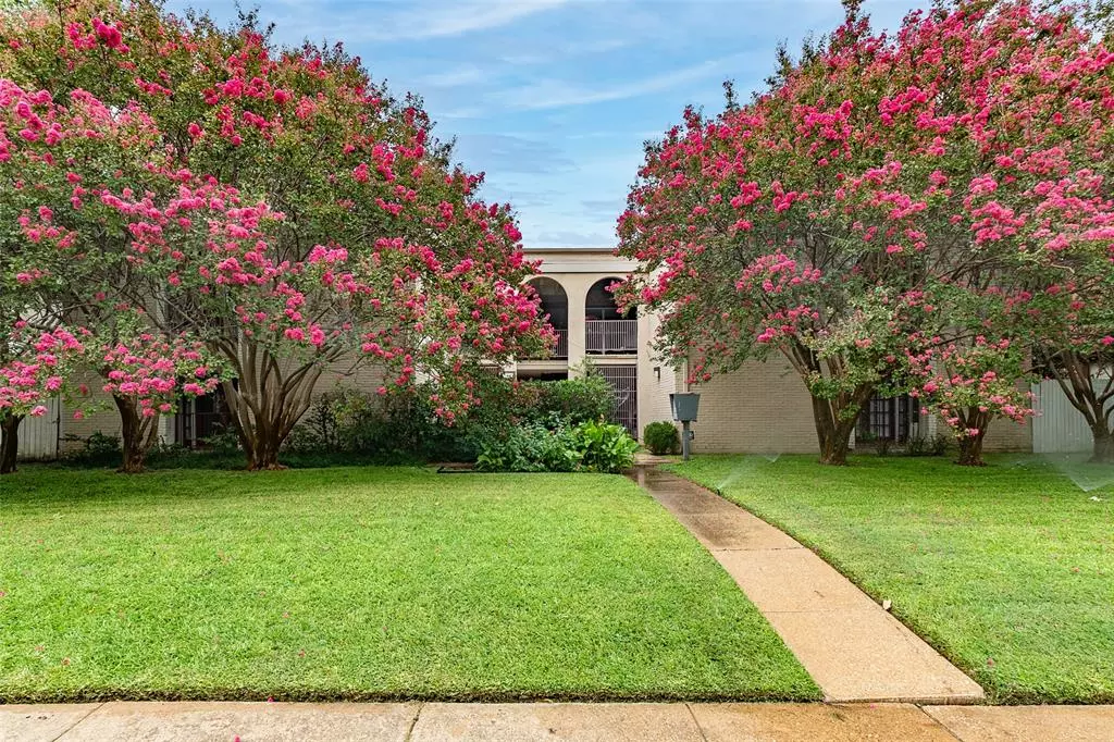 Dallas, TX 75219,4023 Wycliff Avenue #102