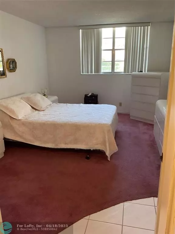 Margate, FL 33063,3050 Holiday Springs Blvd #111