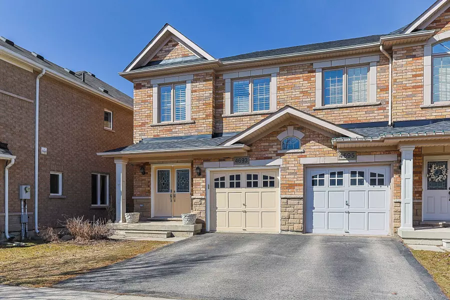 4693 Kurtz RD, Burlington, ON L7M 0G2