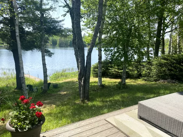 34 HUNTS RD, Huntsville, ON P1H 1J4