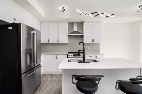 Innisfil, ON L9S 0N7,1954 Mcneil ST