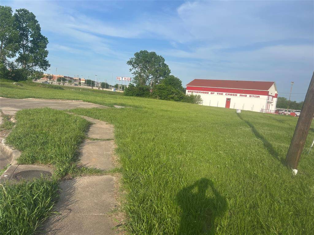 Dallas, TX 75224,415 W Ledbetter Drive