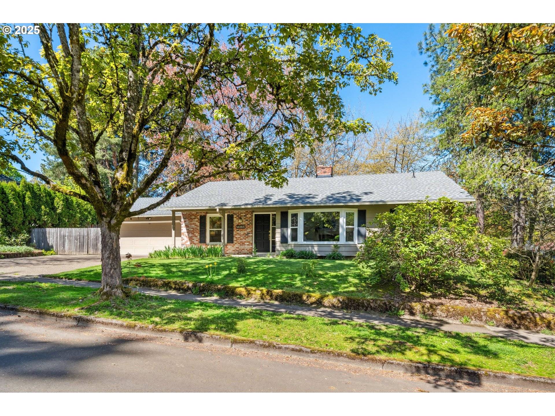 Beaverton, OR 97008,14265 SW STALLION DR