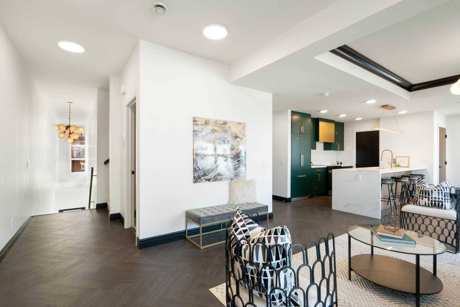Calgary, AB T3B 6P8,4270 Norford AVE NW ##303