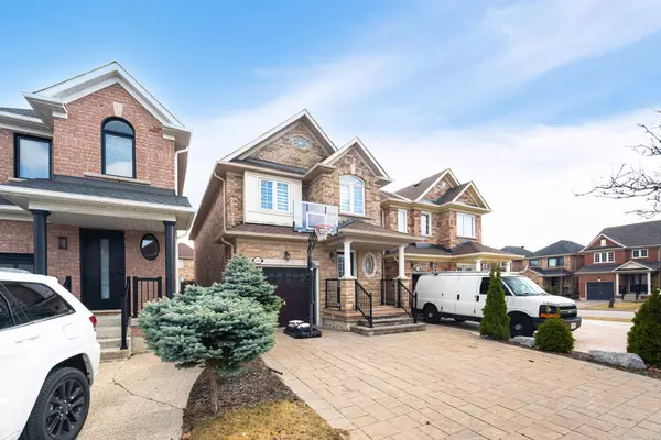 Vaughan, ON L4H 0G1,212 Venice Gate DR