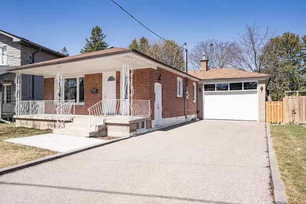 51 Rockport CRES, Richmond Hill, ON L4C 2L7