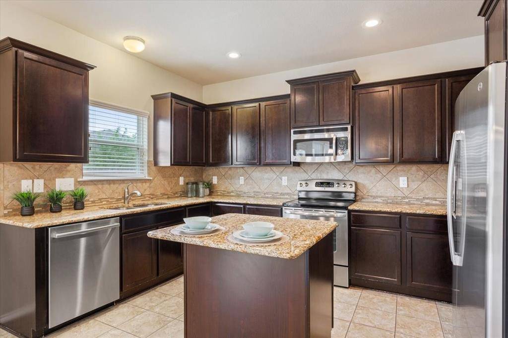 Waco, TX 76712,6637 Deming Drive