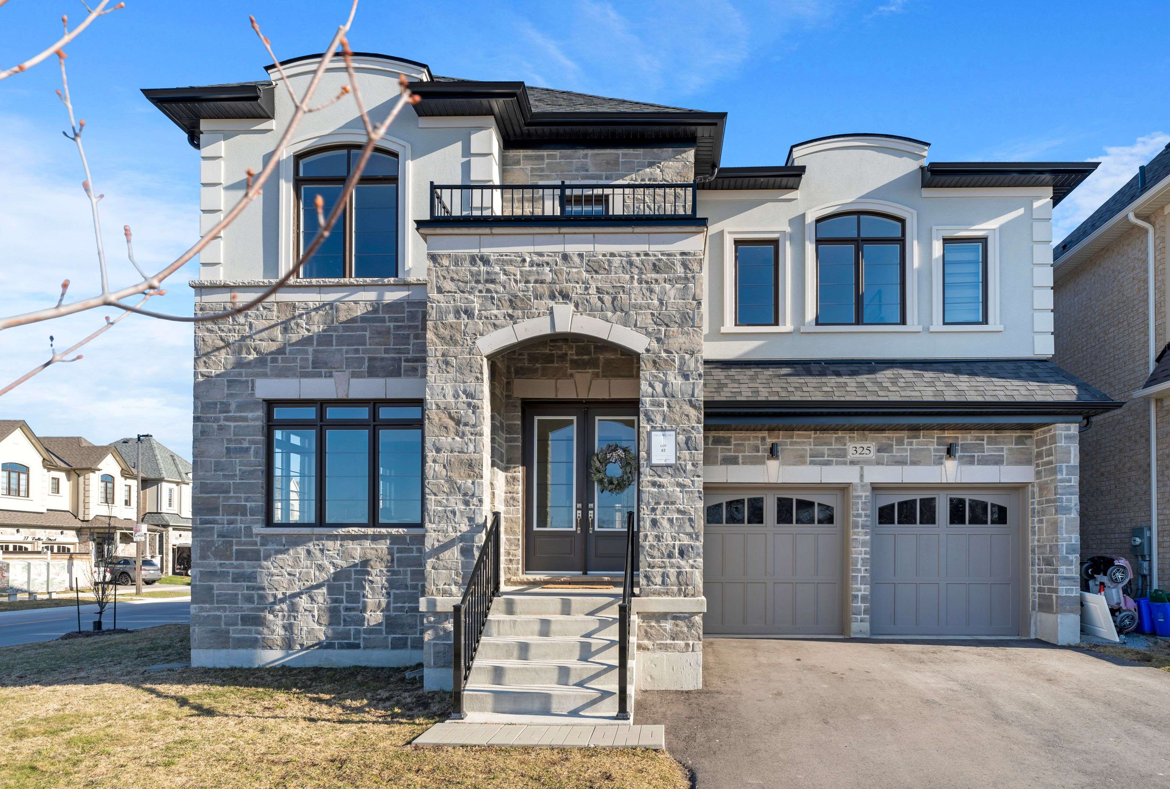 Georgina, ON L4P 0K1,325 Danny Wheeler BLVD