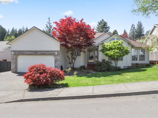 17265 AMBER LN, Sandy, OR 97055