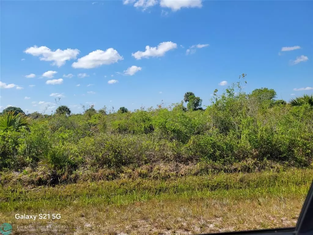 Okeechobee, FL 34972,20220 NW 278th Street