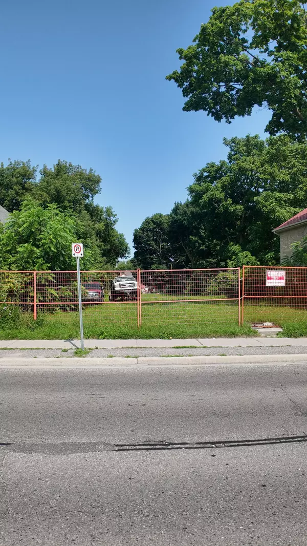 Oshawa, ON L1J 4G7,59 Park RD S