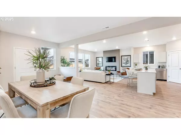 Woodburn, OR 97071,2776 Mallard LN
