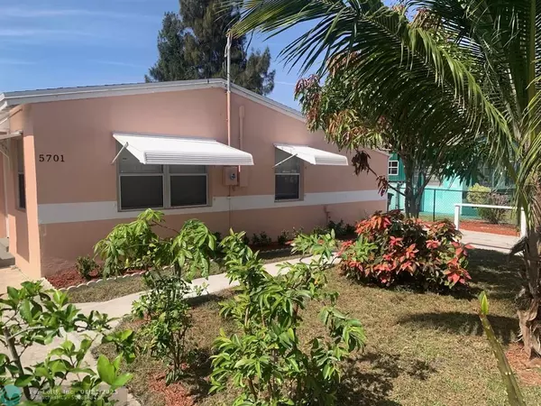 West Palm Beach, FL 33407,5701 Pinewood Ave