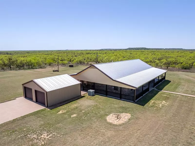 1987 CR 422, Coleman, TX 76834
