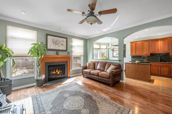 59 Chestnut Ct, Cedar Grove Twp., NJ 07009