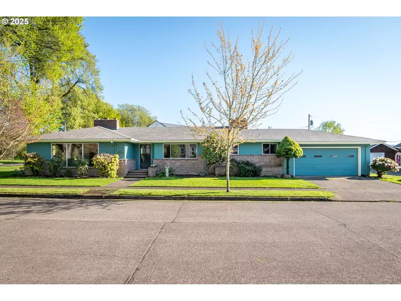 2725 NICHOLS BLVD, Longview, WA 98632