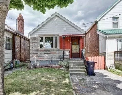 Toronto W06, ON M8V 3K2,33 Seventeenth ST