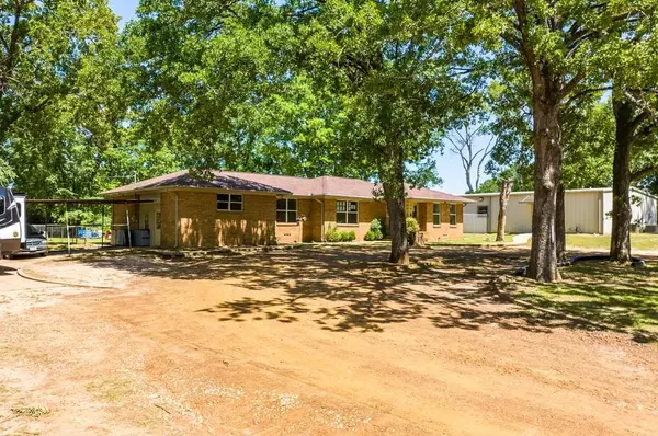 Eustace, TX 75124,449 W Hwy 175