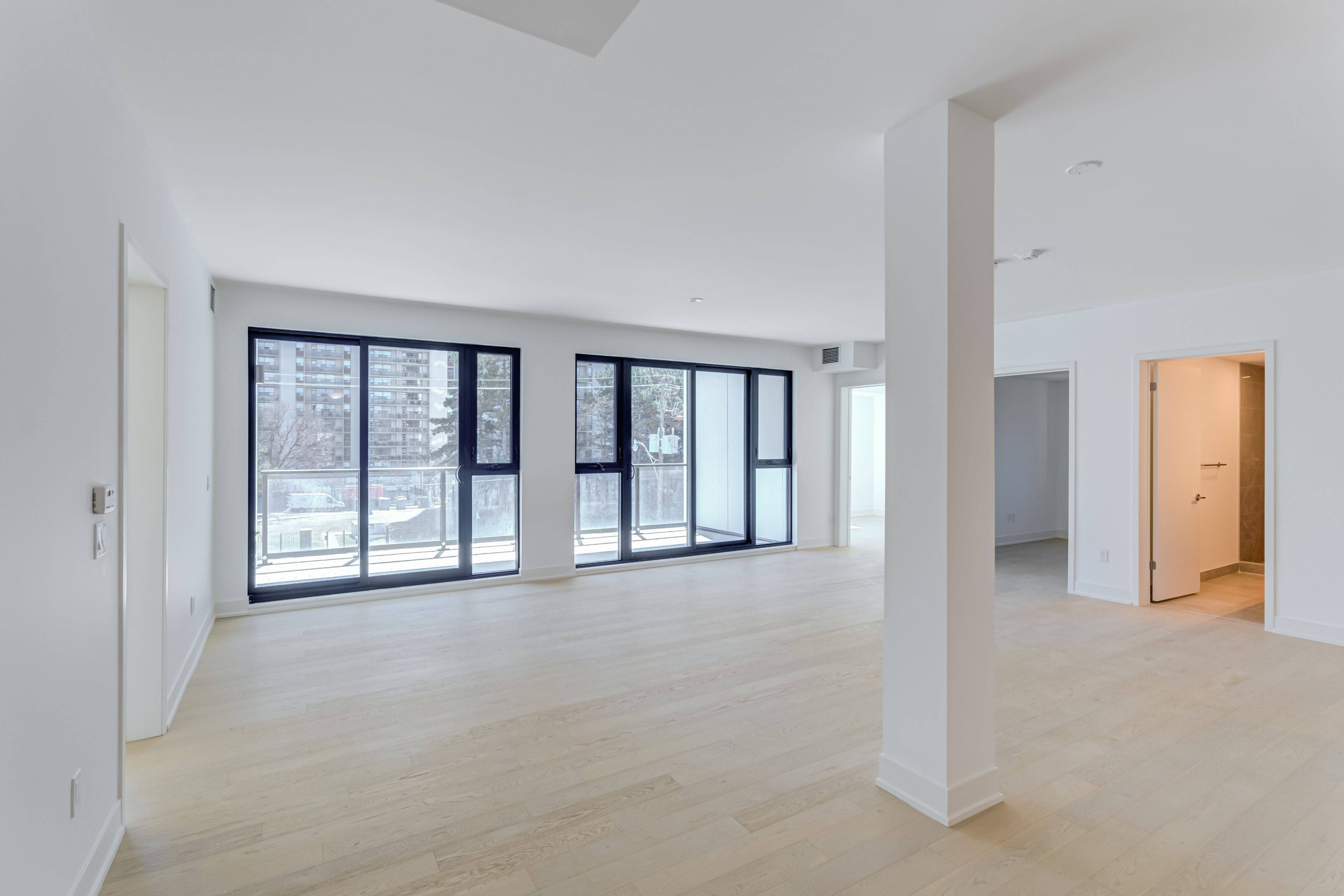 Toronto C10, ON M4P 1Z8,200 Keewatin AVE #308