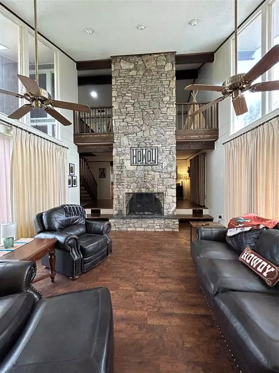 Goldthwaite, TX 76844,504 Rim Rock Road