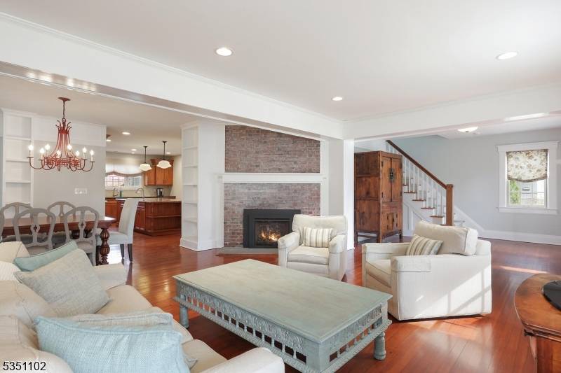 Morristown Town, NJ 07960,32 Hamilton Rd