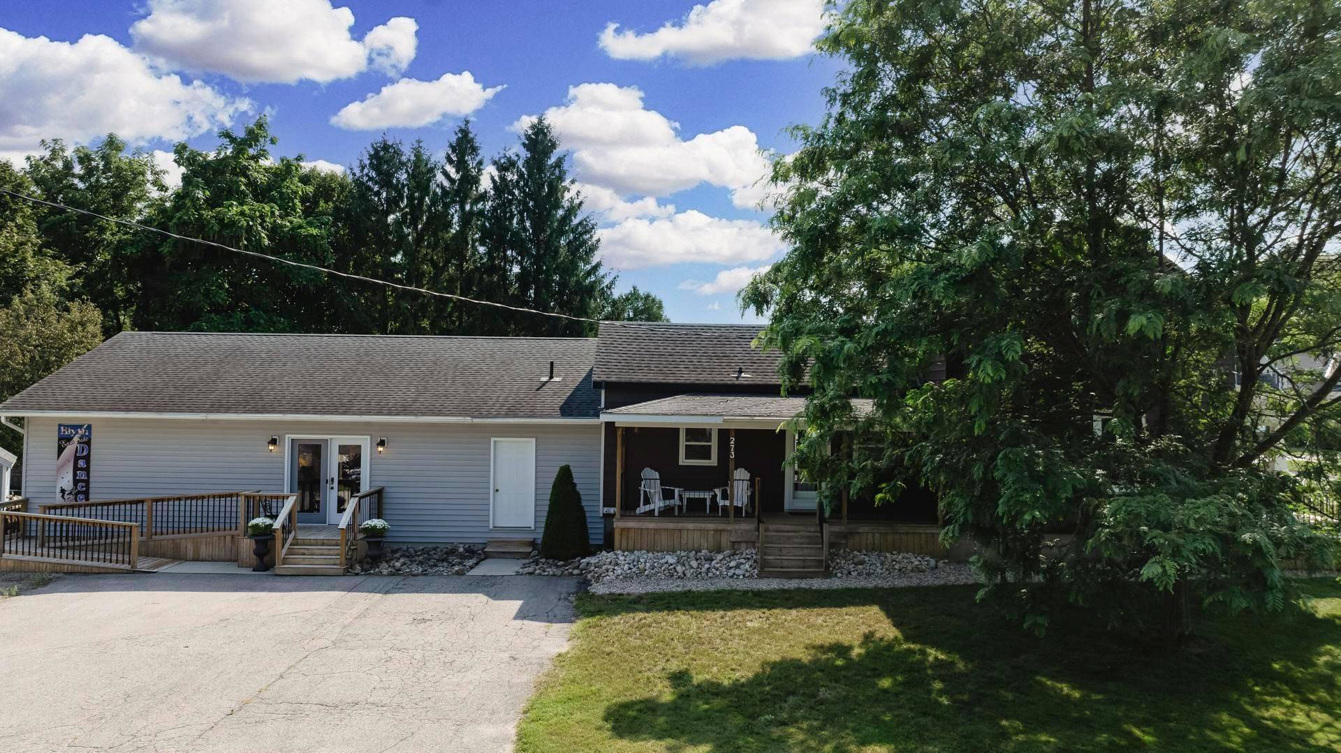 North Huron, ON N0M 1H0,273 Hamilton ST