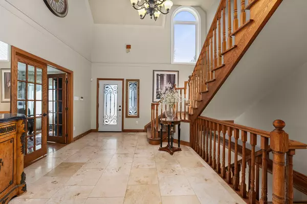 King, ON L7B 0C7,18 Brule TRL