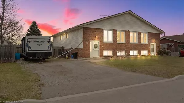 Norfolk, ON N0E 1Y0,34 Arthur LN