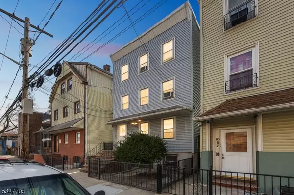 147 Tichenor St, Newark City, NJ 07105