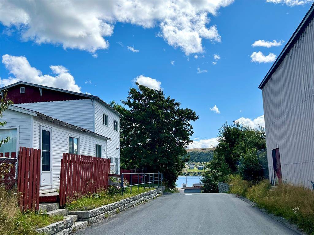 Harbour Grace, NL A0A 2M0,13-15 College Lane