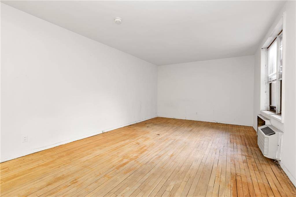 Brooklyn, NY 11235,1213 Avenue Z #C13