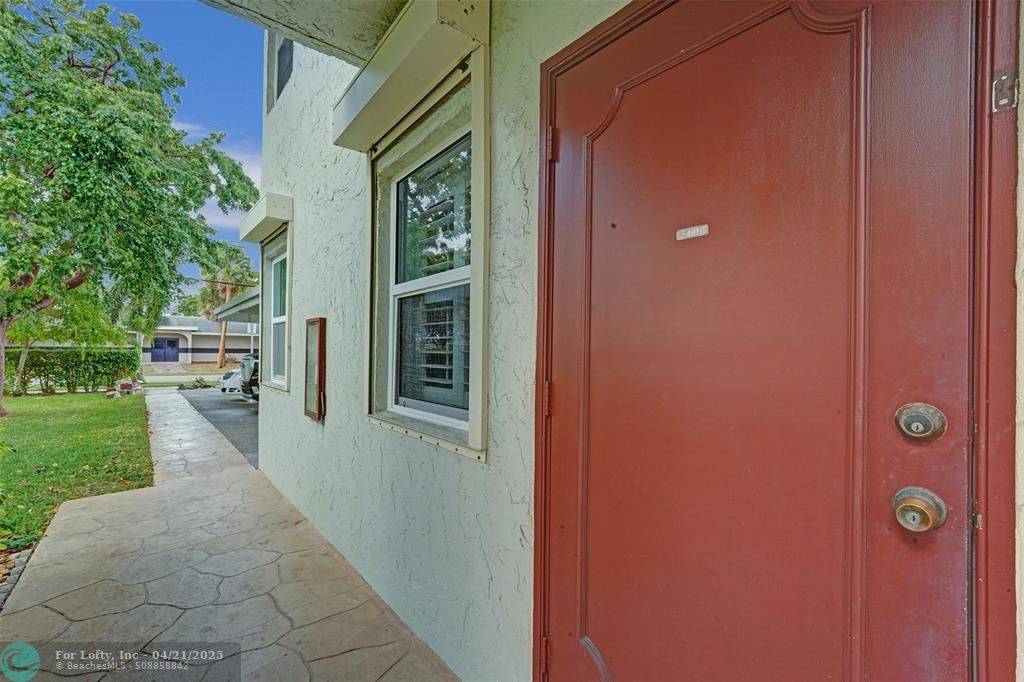 860 SE 6th Ave #401, Deerfield Beach, FL 33441