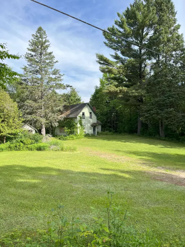 Minden Hills, ON K0M 2K0,1329 DUCK LAKE RD