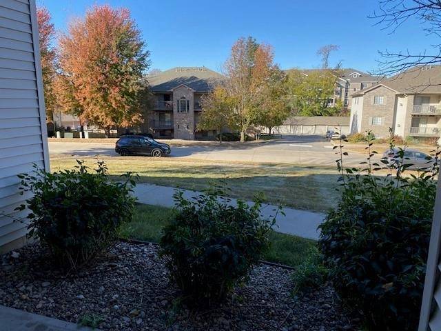 Coralville, IA 52241,2875 Coral Ct #104